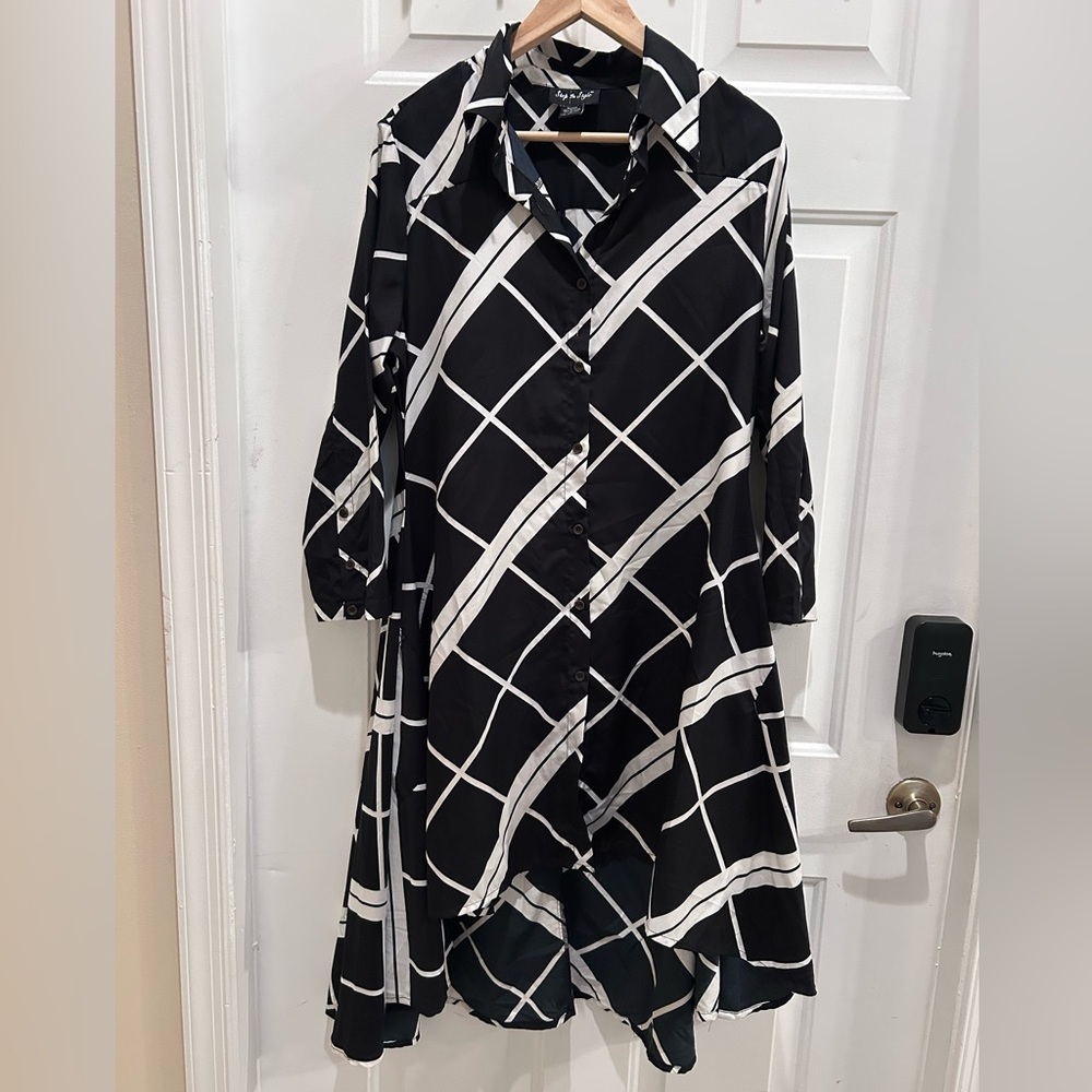 Black and White Grid Long Sleeve Dress